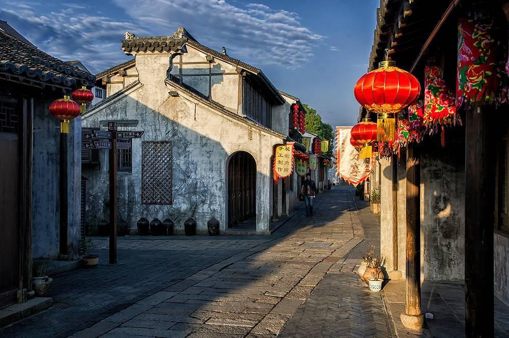 跳动的圆球